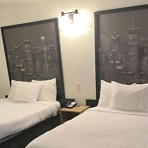 Super 8 By Wyndham Motel